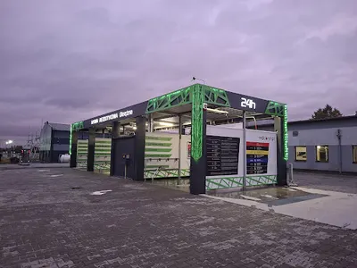 MYJNIA BEZDOTYKOWA Okrężna 3A